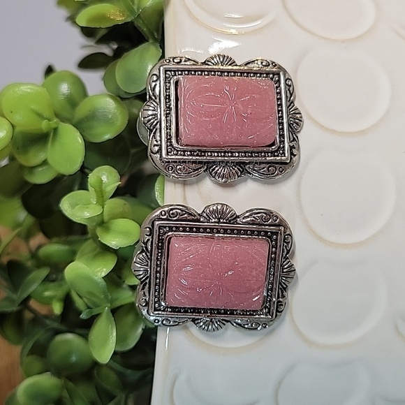 Floral Etched Glass Stud Earrings, pink - Picture 6 of 8